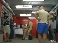 Pornó videó egy fiat ...