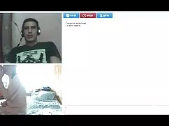 Egy szőke tetoválás  ...