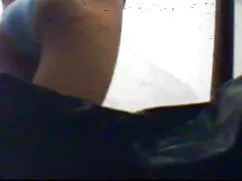 Videó pornó srác húz ...